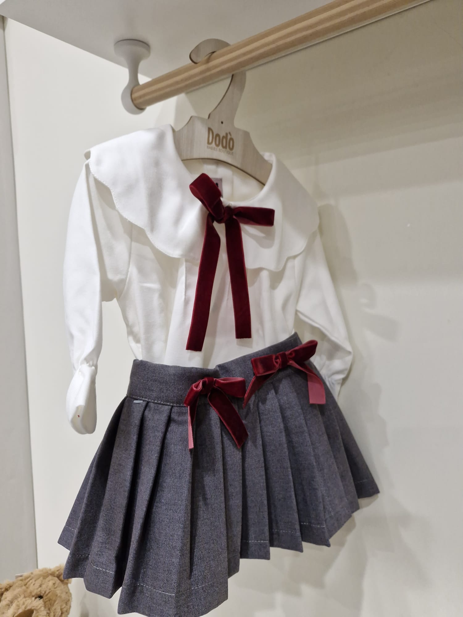 COMPLETO GREY BORDEAUX