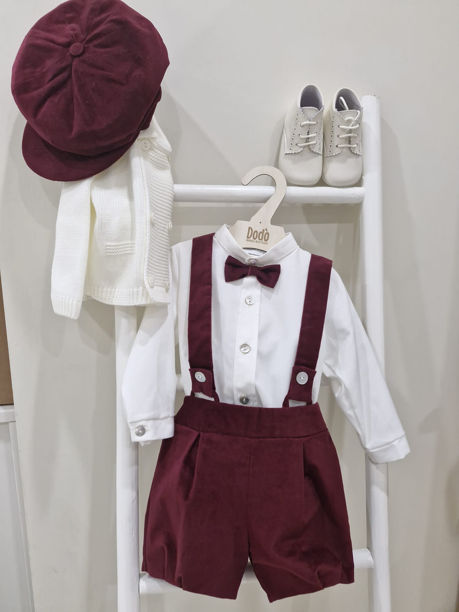 TRAJE BORDEAUX VELVET
