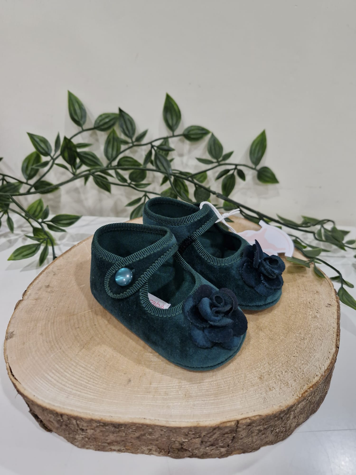 BALLERINA GREEN FLOWER VELVET