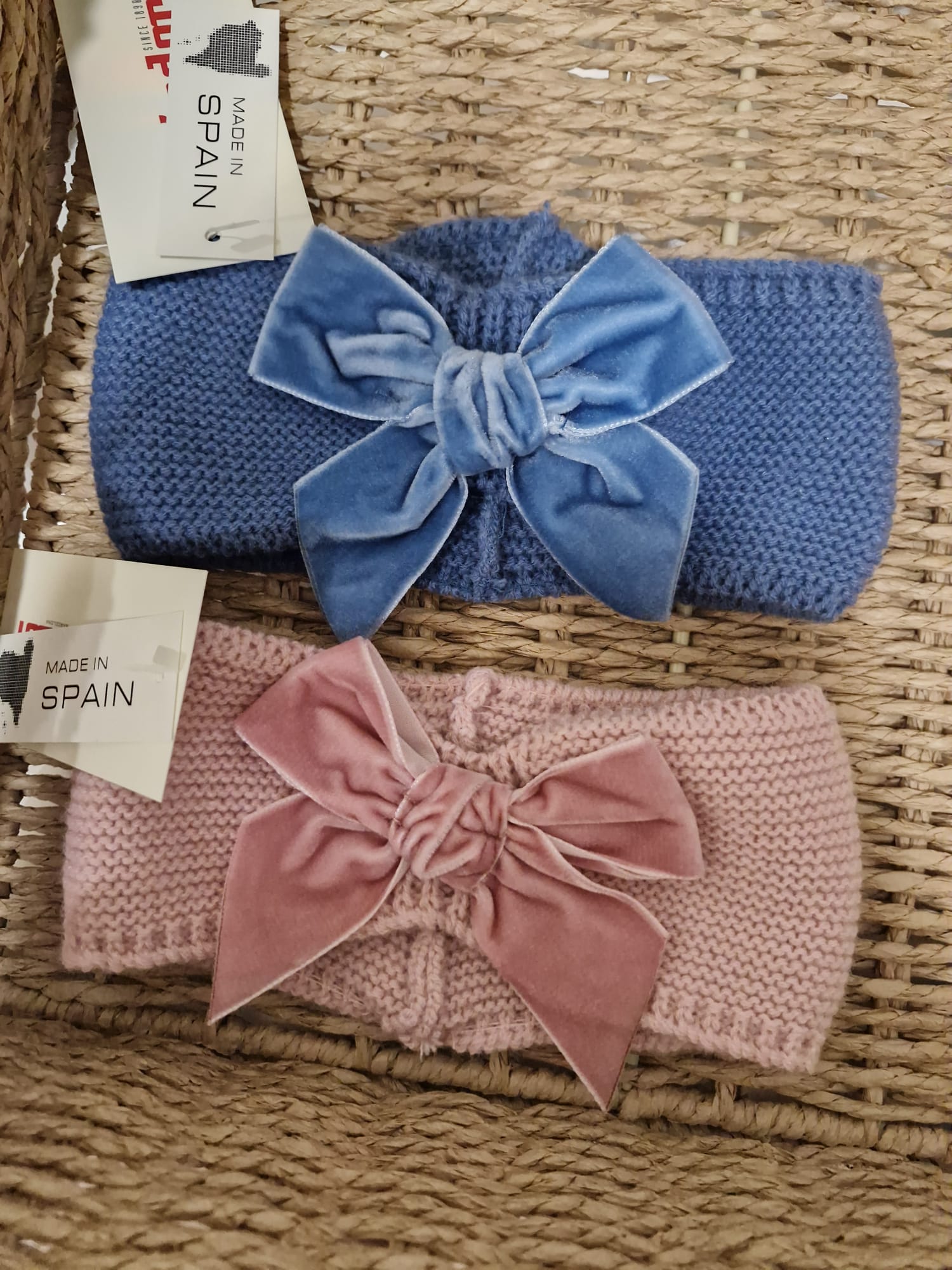 HEADBAND WITH LARGE VELVET BOW