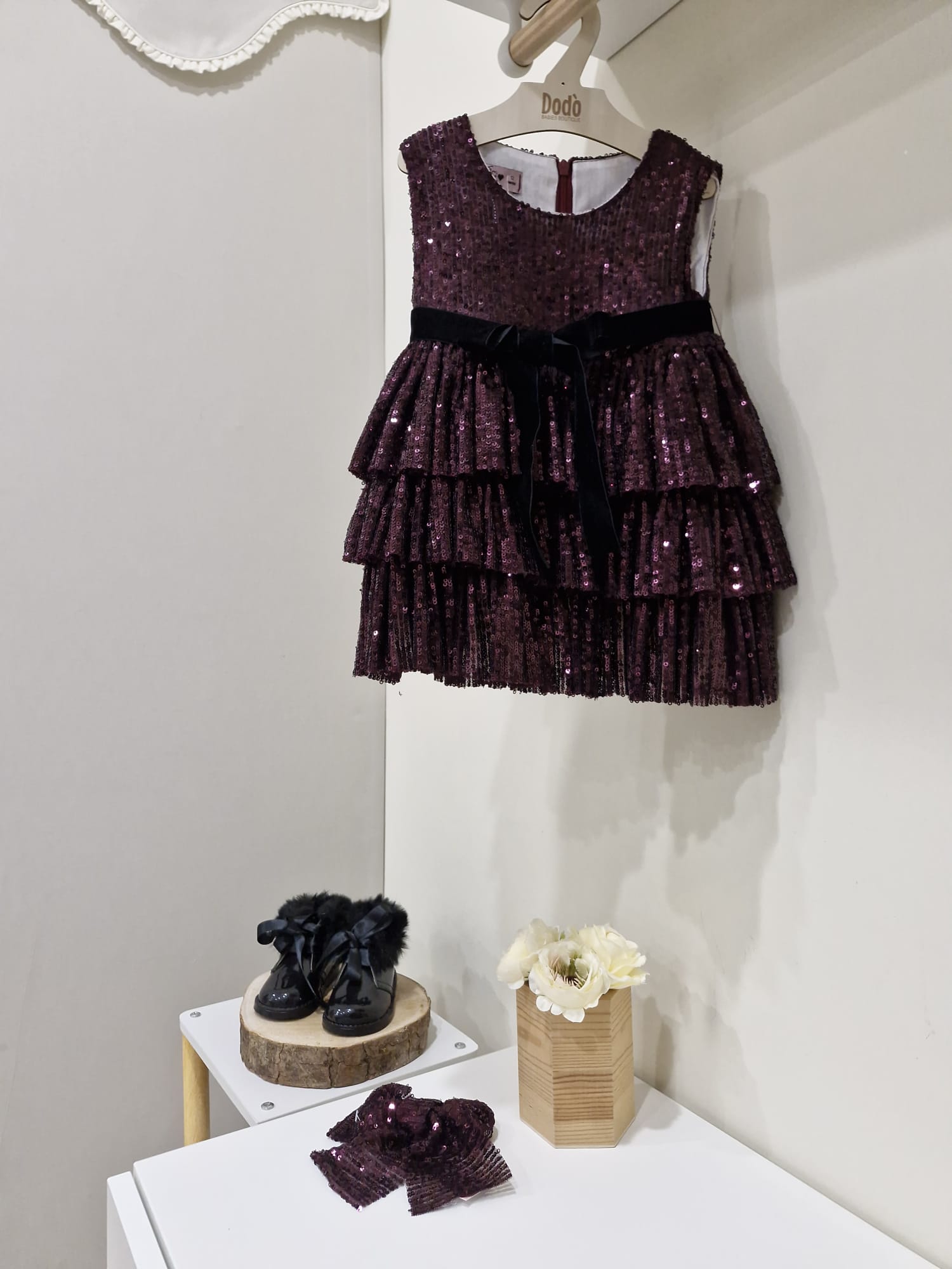 ABITO PAILLETTES PRUNE